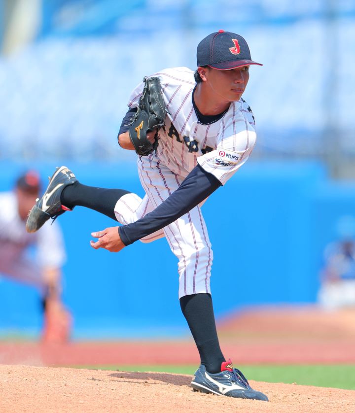 【画像・大学投手編】押さえておきたい「2025ドラフトの目玉」たちを厳選！　注目選手の写真＆寸評を一挙紹介