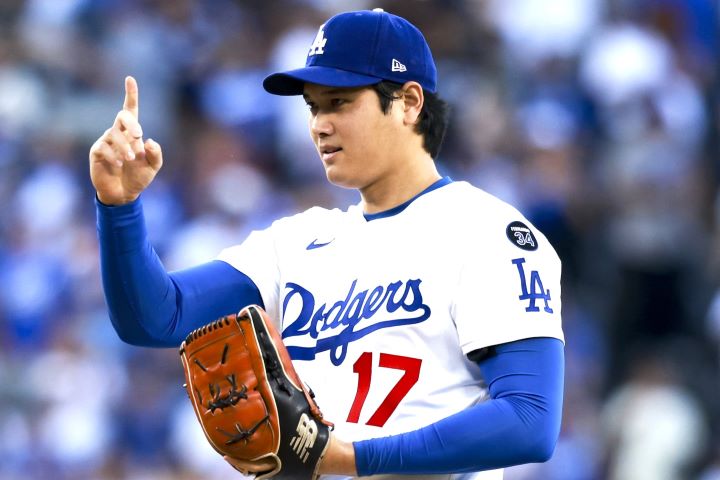 ファイターズ 高濱祐仁 ユニフォーム プロコレ もっと欲を出して」ミスターファイターズが語る高濱祐仁の成長と