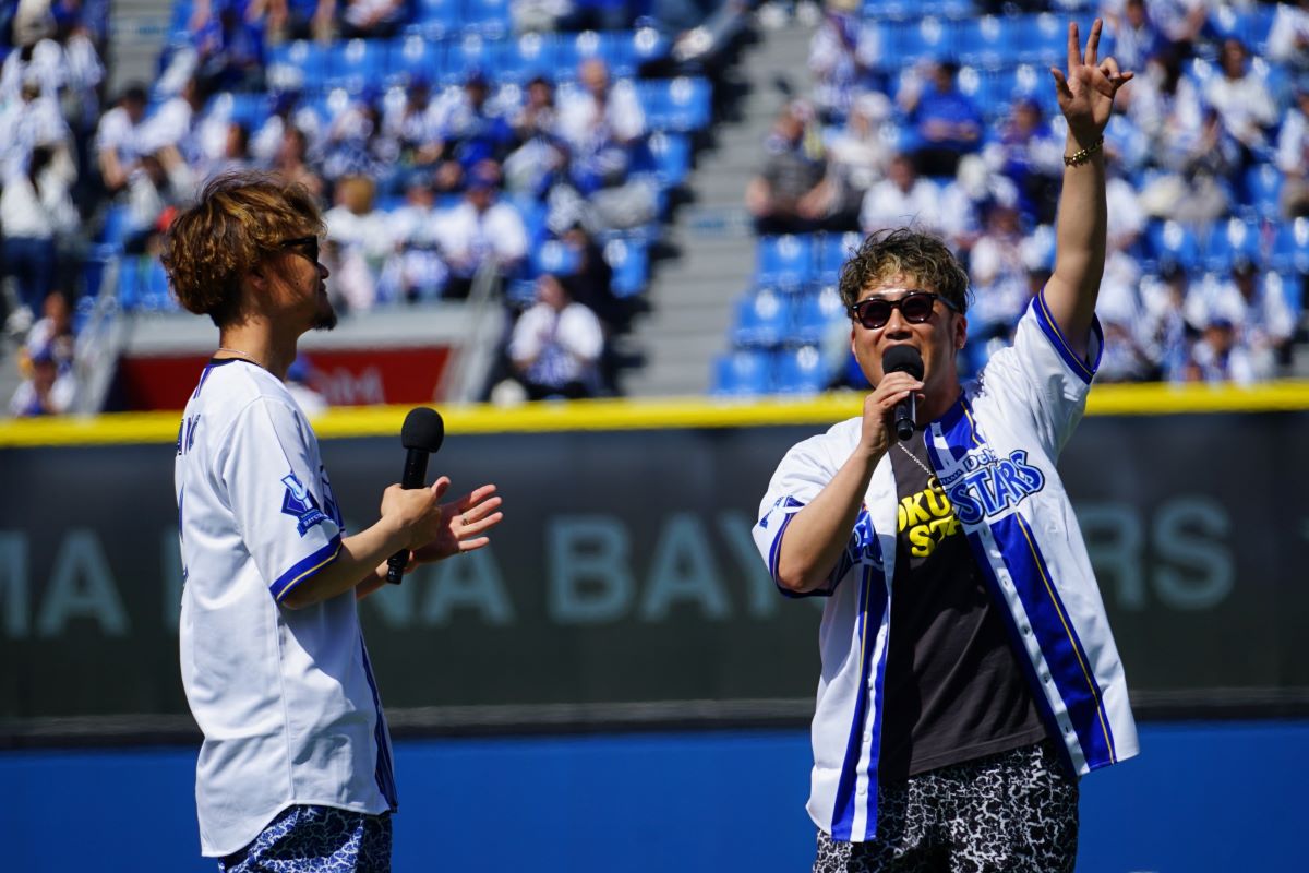 【写真20枚】「弟子の牧を」と指名した大和の投球は無情のワンバウンド　「100点中9点でした……」と本人も苦笑いのファーストピッチの様子を見る