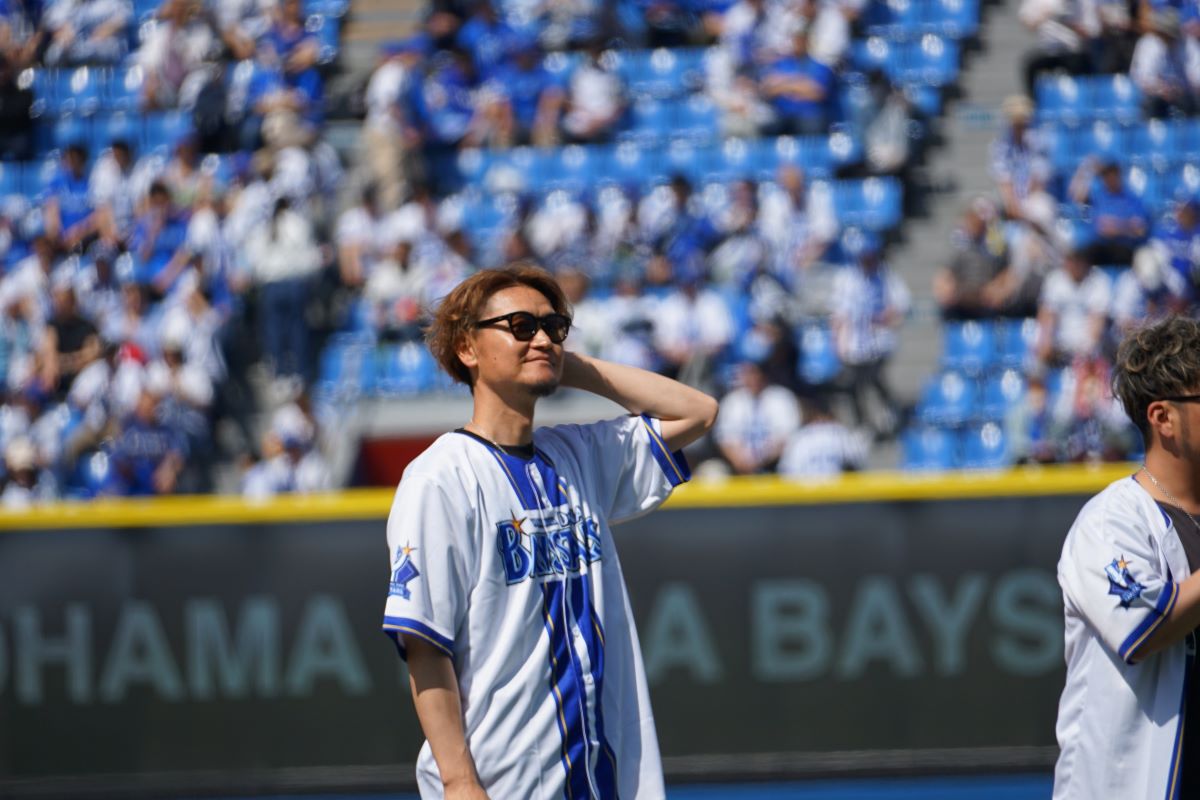 【写真20枚】「弟子の牧を」と指名した大和の投球は無情のワンバウンド　「100点中9点でした……」と本人も苦笑いのファーストピッチの様子を見る