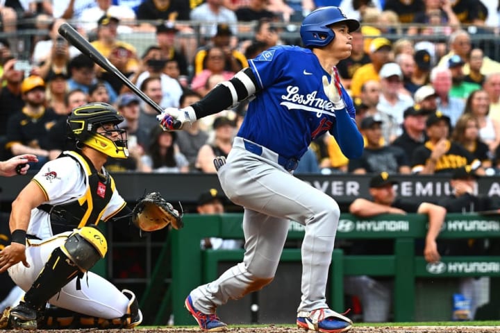 負傷交代も2戦連発13号…大谷翔平のバットが「火を噴いている」“驚異のV字回復”に米記者が注目