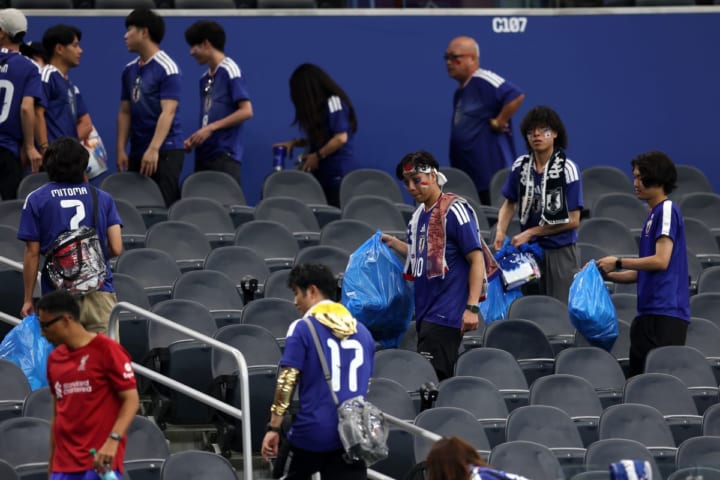 「筋書きのないドラマと同じくらい…」韓国メディアも称賛した“片付けの文化”「祭りのあとの痕跡にまで責任を持つ」【W杯】