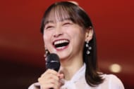 「かわゆす！！！」日本代表ユニの25歳女優、胸を大きく張り“笑顔満開”…「目力ハンパないって〜」【W杯】