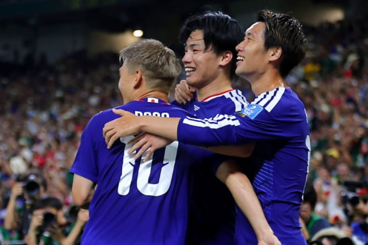 「あまりに簡単だった」日本、グループ突破に大前進！　4-0で見せた“圧倒的な差”　チュニジアを粉砕する快勝劇に世界も脱帽「本当に素晴らしすぎた」【W杯】