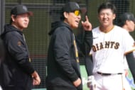 「自分が怠けていたと実感した」日本野球の強みをイ・スンヨプ巨人打撃コーチが告白　阿部慎之助元監督からチームを離れる直前に受けた「言葉」とは？
