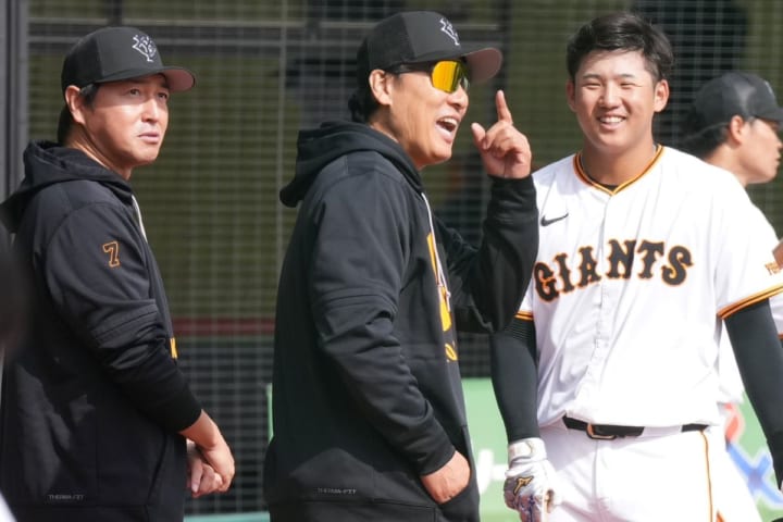 「自分が怠けていたと実感した」日本野球の強みをイ・スンヨプ巨人打撃コーチが告白　阿部慎之助元監督からチームを離れる直前に受けた「言葉」とは？
