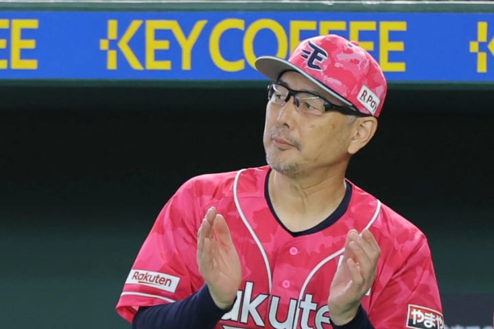 「完全に組織として機能してない」吉井理人新監督の下で再生目指す楽天の課題とは？　近鉄OB佐野慈紀氏の考察「大胆な血の入れ替えをやってもいい」