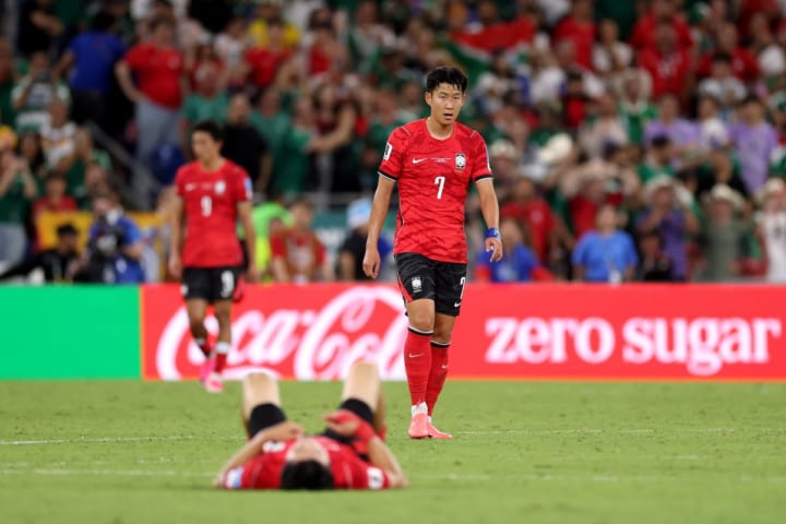 「レベルの低いパフォーマンスに終始」母国メディアが韓国代表を“バッサリ”「モントレーの惨事だ」格下相手に敗戦で嘆き【W杯】