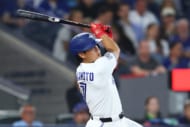 「マジで掘り出しものだったな」岡本和真　18号2ラン！直近5戦3発、トップまで7本差　止まらない打棒に米驚愕「ブラディミールより確実に上」「彼がいなかったらどれだけ落ちぶれていたか…」