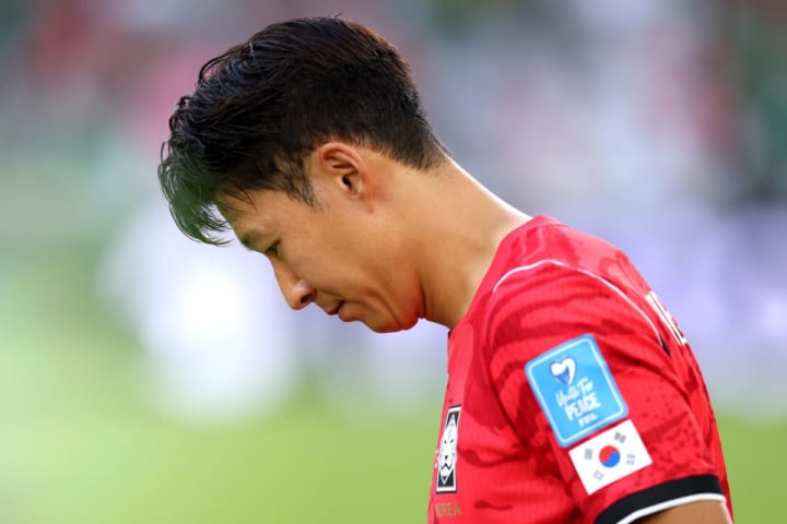 「誤った選択」をした韓国指揮官へ続く批判の嵐…エースの“最後のW杯”が無得点で終わり新記録ならず「すべてが水泡に帰した」【W杯】