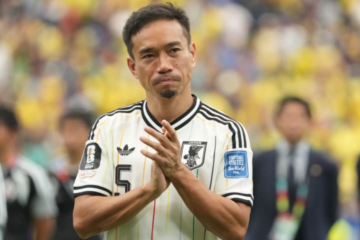 「朝から泣かせないで」日本代表、長友佑都が“初めて”と驚いた21歳後輩からの帰国時の衝撃エピにファン反応「感動した」「4年後にはチームに欠かせないエース級の選手に」【W杯】
