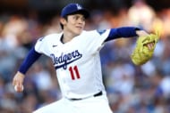 「手痛い失点シーンもあり…」6回3失点の佐々木朗希、4勝目ならず　防御率「5.33」で前半終了　チームはベッツの決勝打で勝利