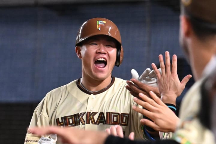 「しっかし、えぐいな」脅威のOPS1.125　日本ハムに新たに現れた右のロマン砲が球界を席巻するか　直近10戦7発の暴れっぷりにファン興味津々「さすがホークス出身」「何発打つかな」