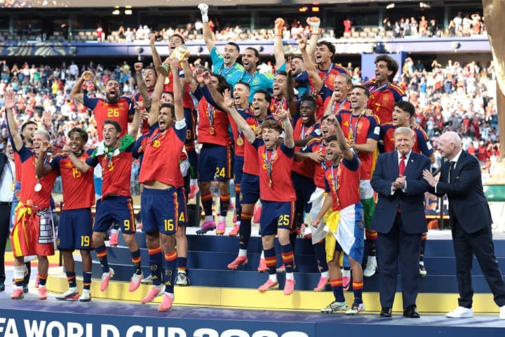 文字通りの「これまでにないW杯」に英放送局が痛烈皮肉　27分間のハーフタイムショー、トランプ大統領の表彰式居残り…「歴史に残る大会だ」【W杯】