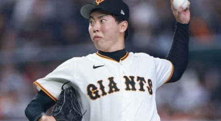 優勝争いの巨人に新たに現れた“左キラー”にファン熱視線　圧巻の152キロ、プロ初ホールド「あれだけの出力があるとは！」「新たなピースとして加わってくれたら嬉しいです」