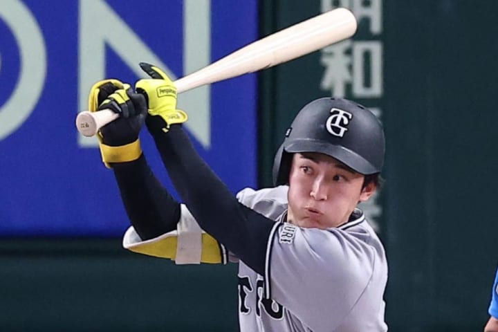 「しかし、めちゃくちゃいい選手だな」他球団ファンもくぎ付けにする巨人の“新安打製造機”　注目の.400　忍者守備も話題「走攻守に躍動しすぎだろ」