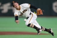 「今日はライト？」東京ドームに現れた“忍者”にファン興奮、巨人22歳韋駄天選手の超美技に熱視線「思わず声出た」「GGも狙えるのでは？」