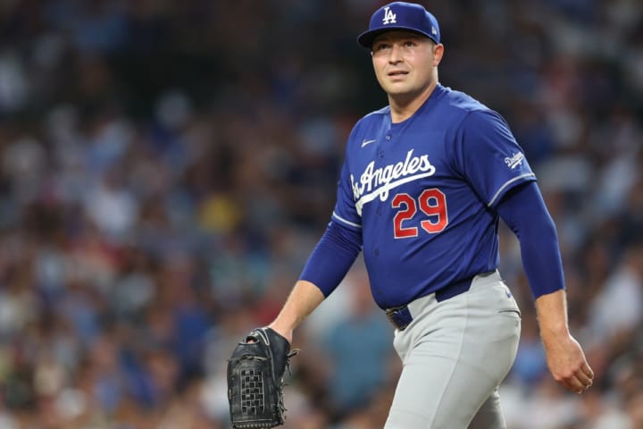 「MLB最高の投手がマウンドに立っても勝てないなんて…」ド軍今季ワースト5連敗、スクバル登板試合でも勝てず　リリーフ陣打ち込まれ　米ため息「またしても頼りないリリーフ陣と貧弱な打線」