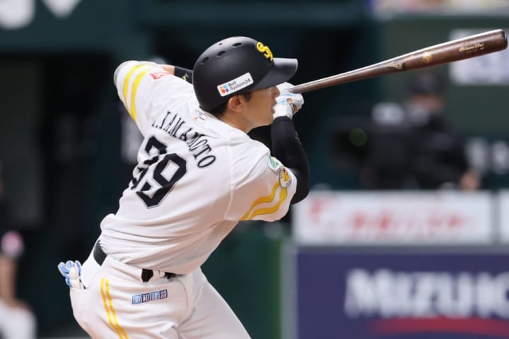 「リード、打撃いずれも超越してますね」DeNA→SBの“打てる捕手”に熱視線　移籍後2度目の猛打賞を記録　圧巻の.344「凄すぎるよ」