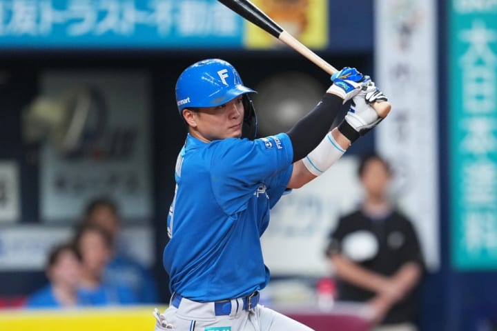 「もしかしてキャッチャーやって目覚めた？」勝負のSB戦に臨む中…日本ハム28歳捕手の復調気配が話題　圧巻の.600「待ってたよ、本当に」