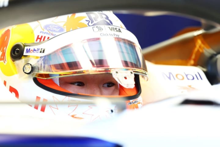 なぜ“初乗り”で好走？　電撃F1復帰の角田裕毅がローソンと0秒009差で肉薄した背景　証言された「昨季と大きく違った」マシン感覚