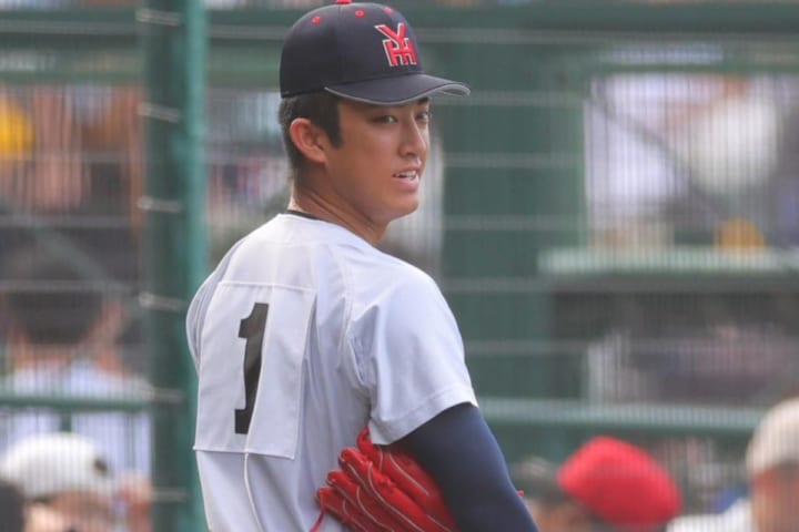 甲子園で視察したNPBスカウトから漏れた“超高校級右腕”への一言　横浜高校・織田翔希がひと夏で見せた「強み」と「課題」