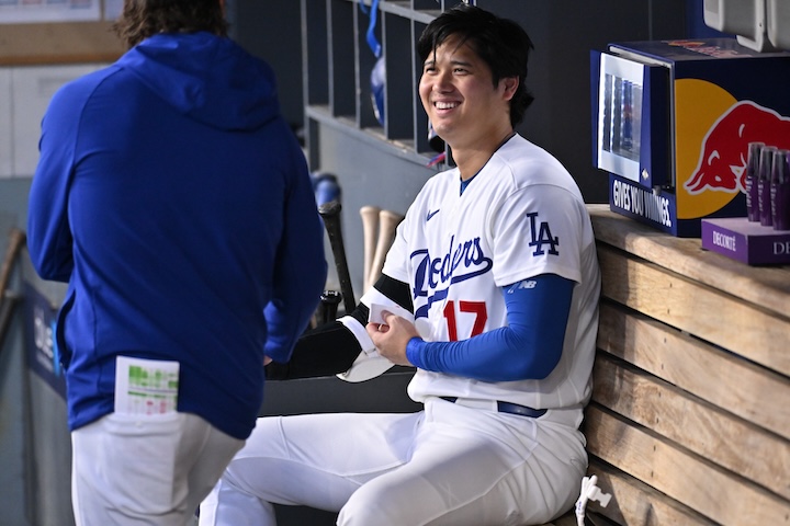 大谷翔平の“外野起用”で「大きなアドバンテージを得られる」投手復帰断念の可能性で米誌が仰天プラン「メリットは2つある」