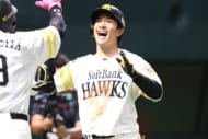 「待ってましたよ」昨年のタイトルホルダーが待望の今季初アーチ　試合を決める逆方向への一発にファン大興奮「おかえりなさい」「9月の男になってくれ」