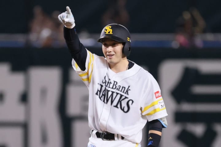 「こんな大成功トレードってある？」SB山本祐大決勝タイムリーでマジック5　DeNA右の大砲、剛腕もCS争いで活躍にファン沸く「日シリで戦いたい」