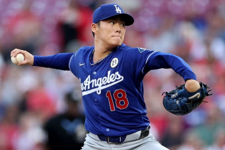 名将を「最高の投手」と唸らせた快投　“小さな巨人”と化した山本由伸に米球界で高まるCY賞獲得への期待「間違いなくもっと話題にされるべき選手」