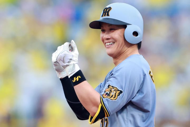 「2年連続の最優秀バッテリー賞だな」阪神無双左腕を支えた36歳扇の要に熱視線　節目の15勝目をアシスト　打っては4打点と勝利に貢献