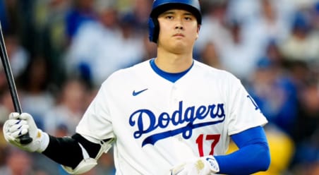 なぜ大スランプに陥る大谷翔平を先発外としないのか？　米球界で渦巻く疑問　MLB名将が語った“監督の心”「ショウヘイをベンチに置くのは難しい」