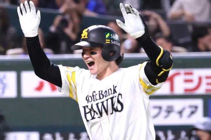 「正木智也がホークスの象徴すぎる」劇的弾での王手に熱狂！　26歳大砲の延長サヨナラ弾「えぐすぎて滅」