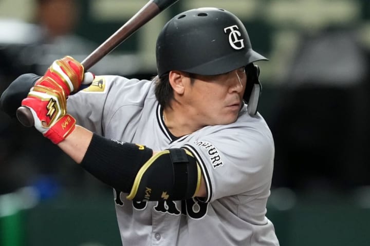 5年15億円契約中に異例の金銭トレード実現！　巨人から楽天に移籍する名手・甲斐拓也の動向に広まる衝撃「面白い強化」「流石に衝撃だわ」