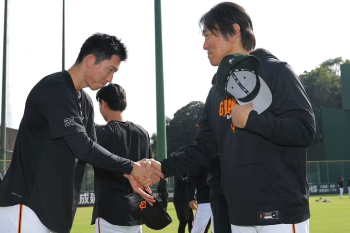 松井秀喜監督が苦しむ巨人右腕にかけた“大丈夫”　レジェンドの何気ない気遣いが大反響「人格者すぎる」「こういう監督のために頑張りたい」